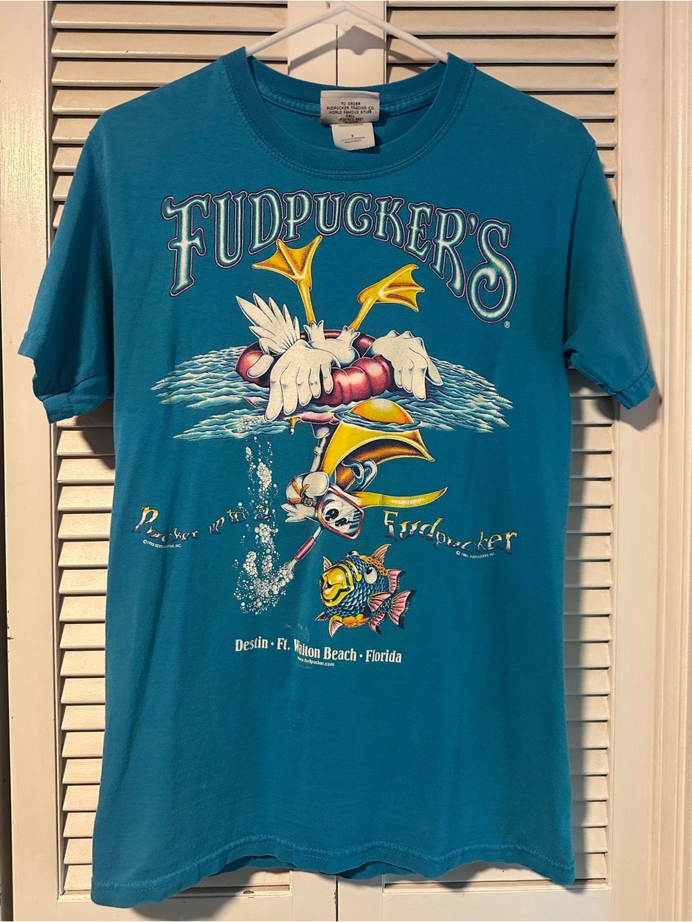 1995 Fudpucker’s Beachside Bar & Grill Funny Pelican Bird T-shirt S